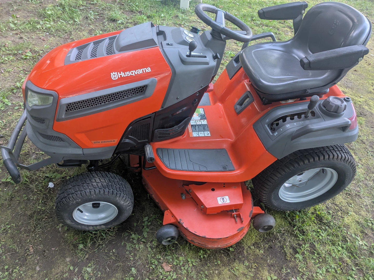 Husqvarna GTH 24V52LS Riding Mower - photo 4