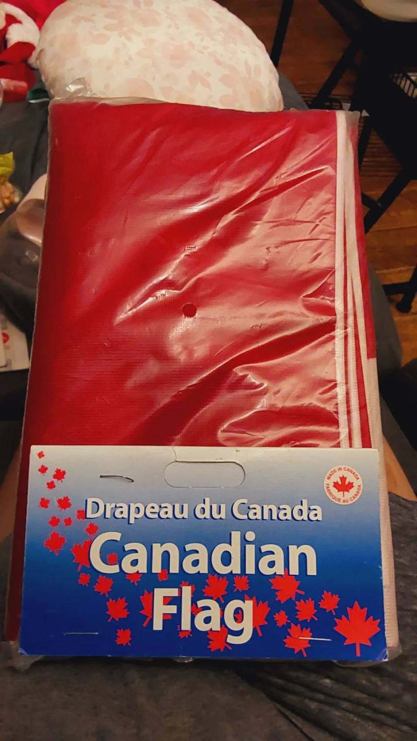 Canadian Flag 36" x 72" Duraknit - photo 4