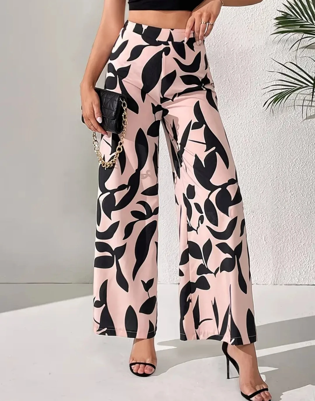 Women's Wide-Leg Pants Size Medium - photo 2
