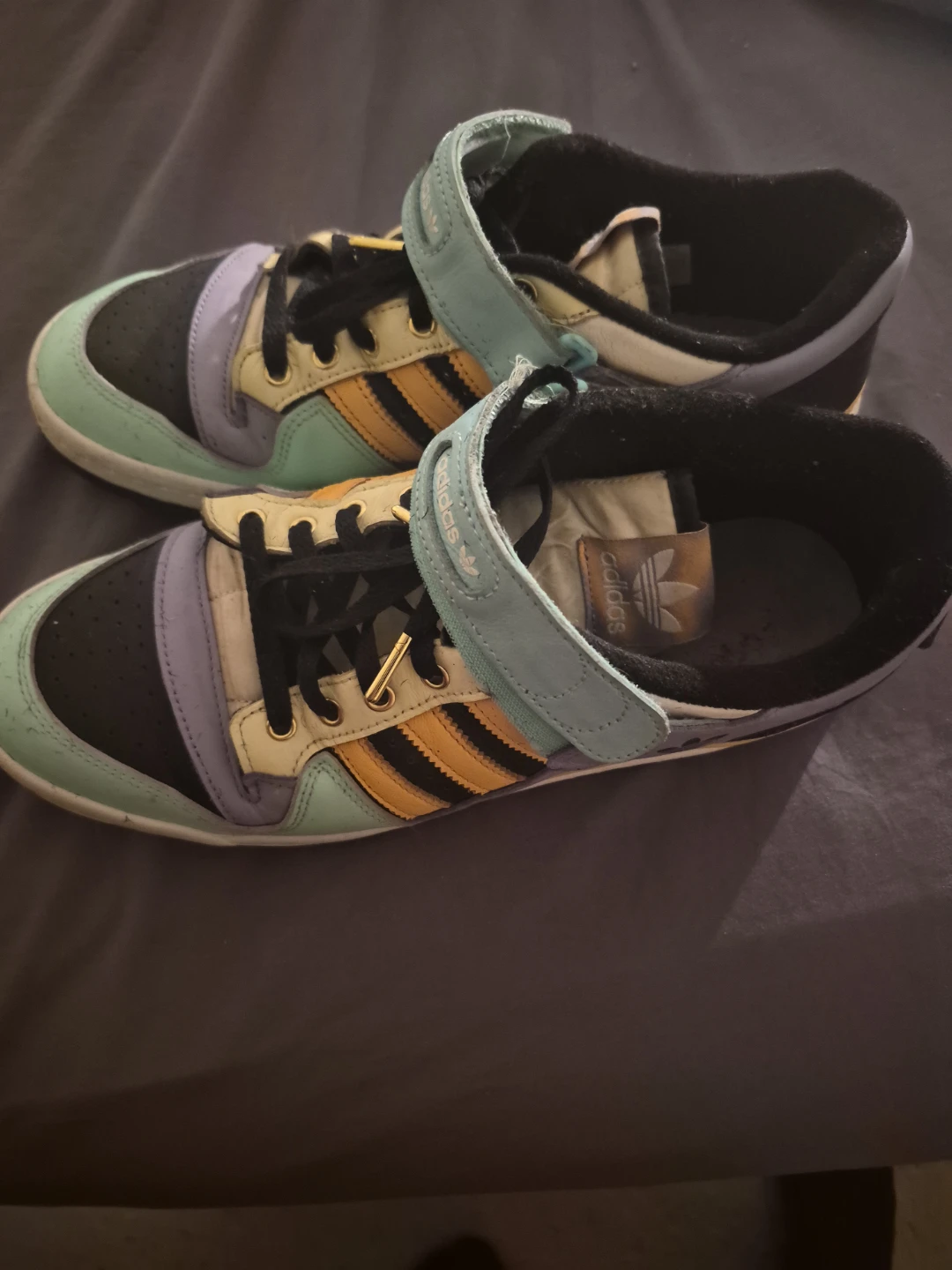 Adidas Forum Low Sneakers