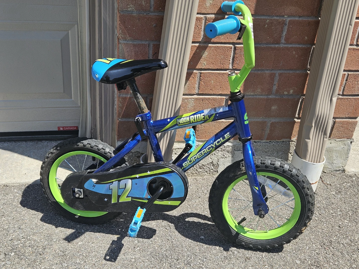 Supercycle Moon Rider Kids Bike 12"