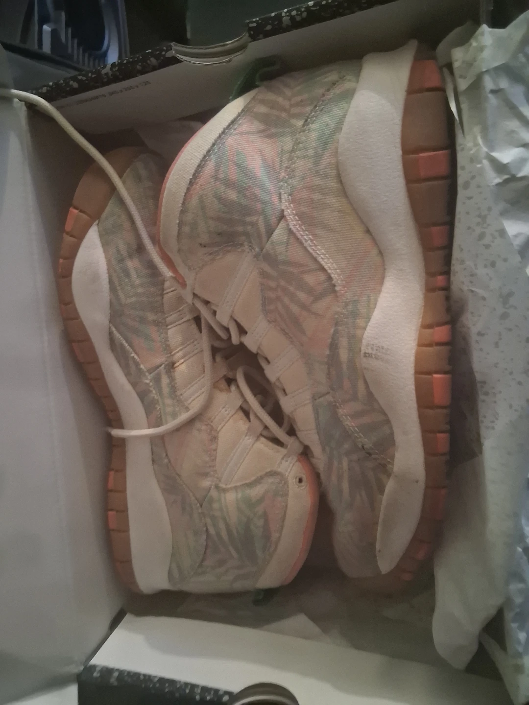 Air Jordan 11 PS Tropical Twist
