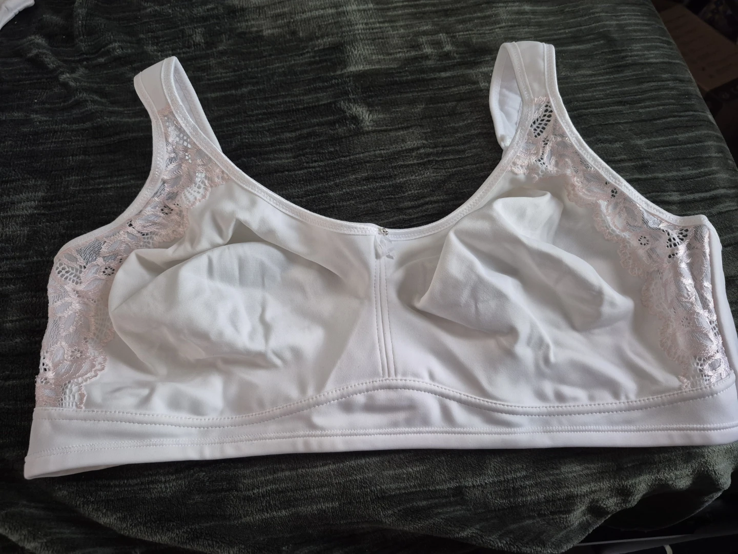 WonderBra White Plus Size 44DD Bra