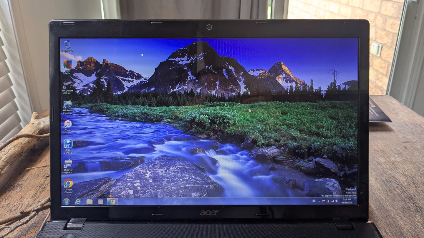 Acer Laptop - photo 2