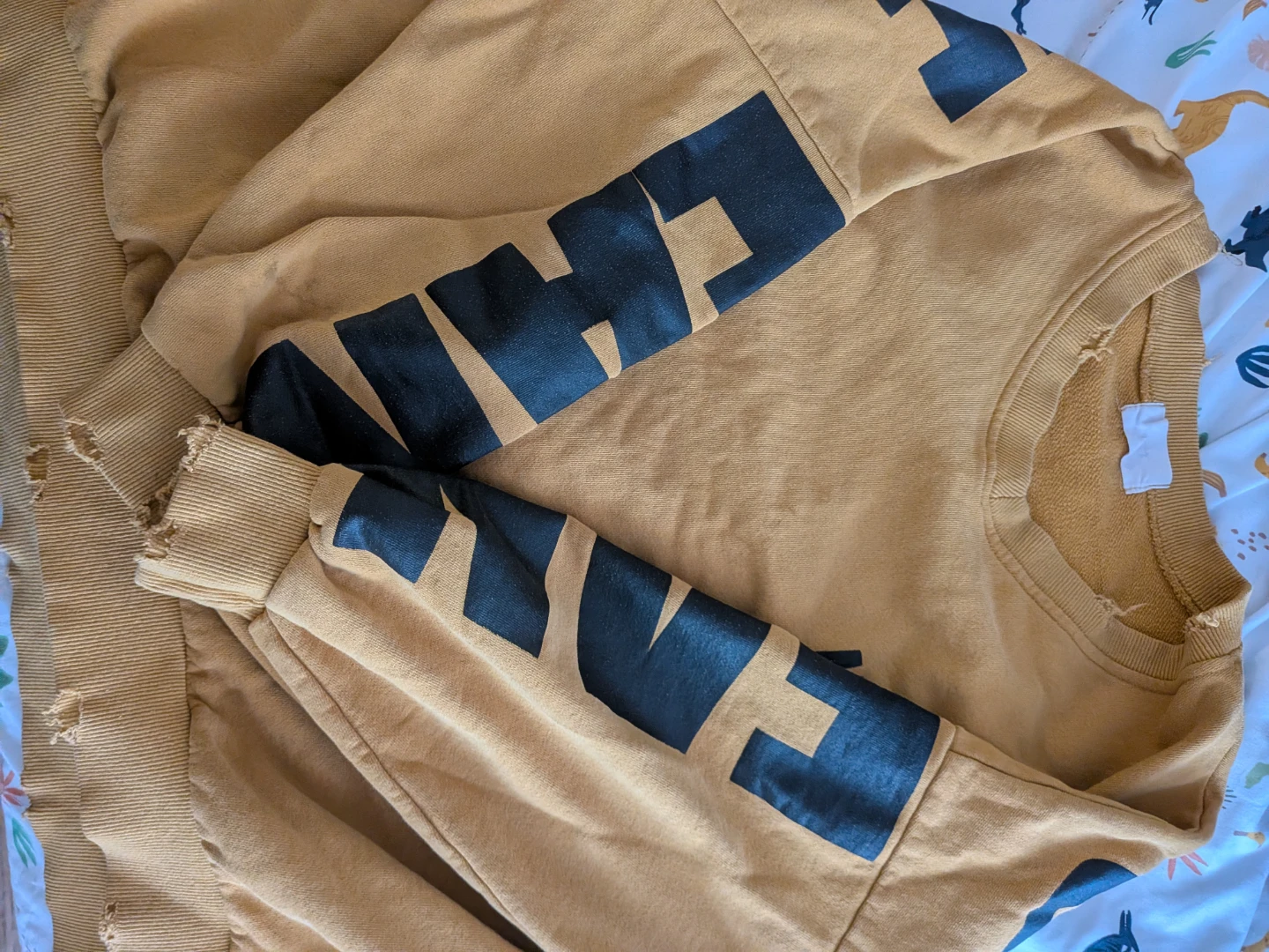 Yellow "AUTOMAGIC SECURITY" Sweatshirt - photo 4