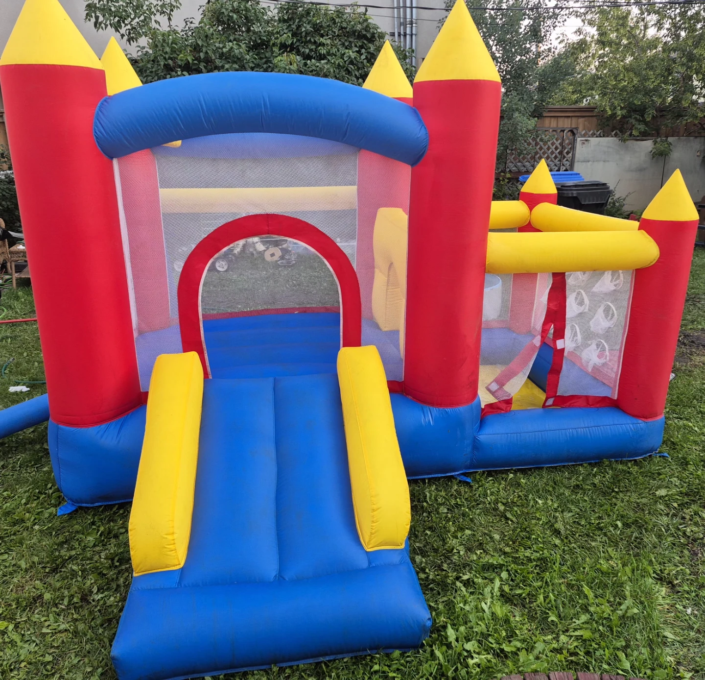 Inflatable Bounce House Castle with Slide