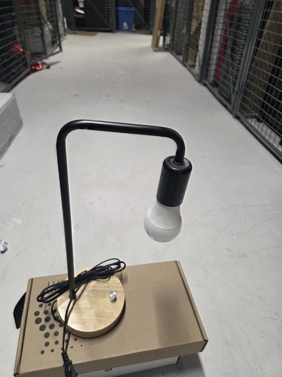Modern Black Metal Desk Lamp with Wood Base