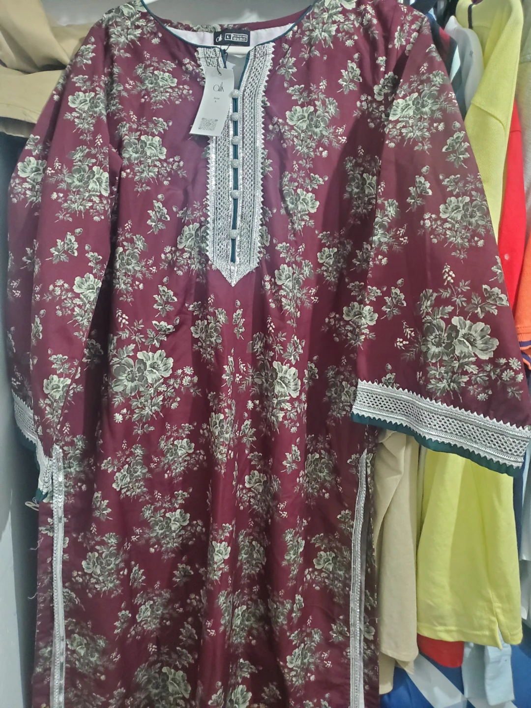 Party dress size large