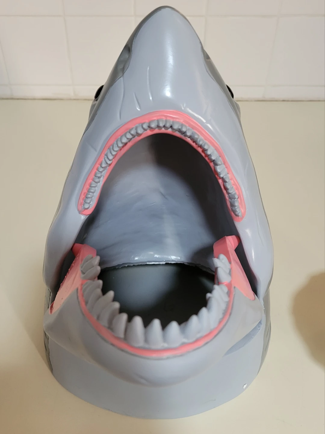 JAWS Movie GREAT WHITE SHARK HEAD Collectible/ NEW - photo 4