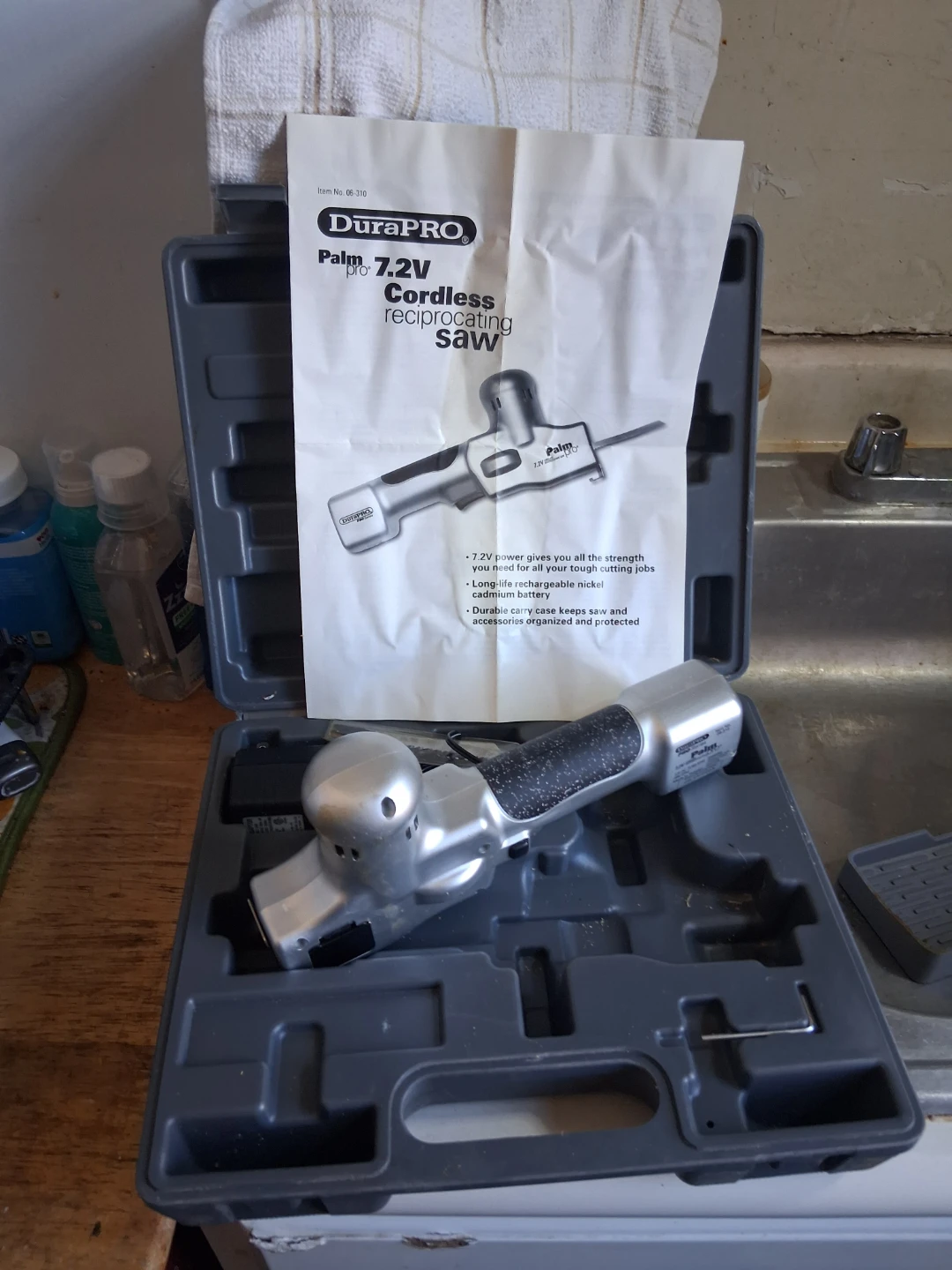 DuraPRO Palm 7.2V Cordless Reciprocating Saw