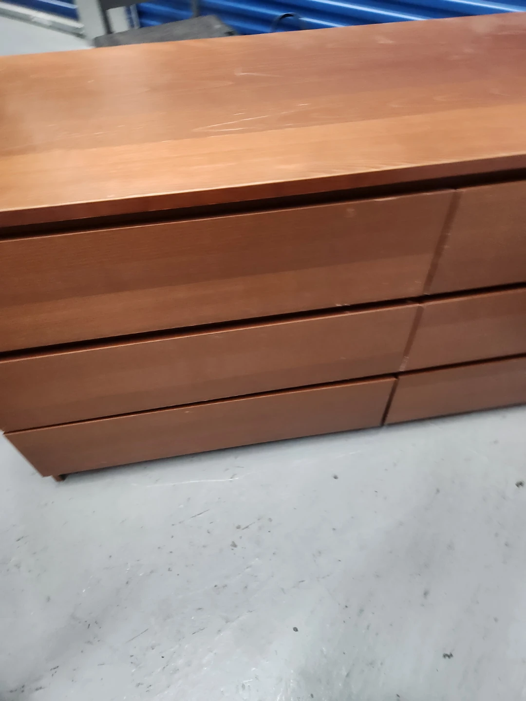 soled wood dresser - photo 2