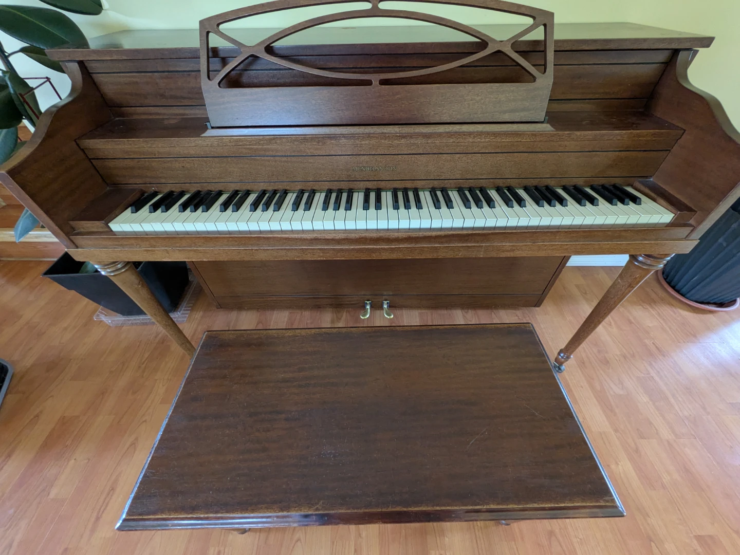 Wurlitzer Console Piano - photo 4