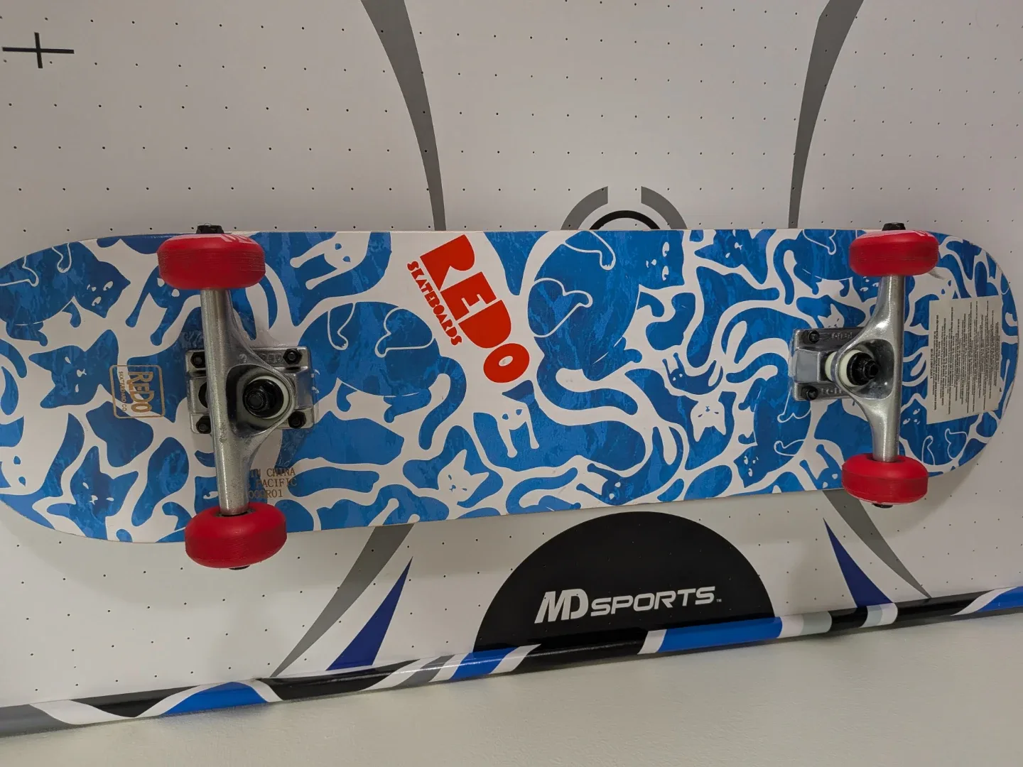 REDO Skateboard - photo 2
