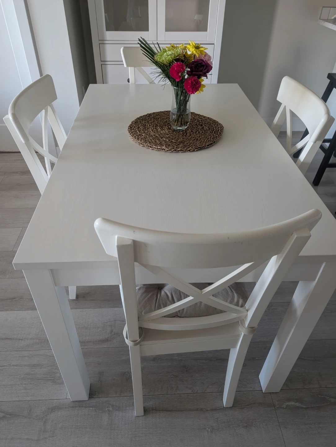 IKEA Extendable Table and 4 chairs 155/215x87 cm - photo 2