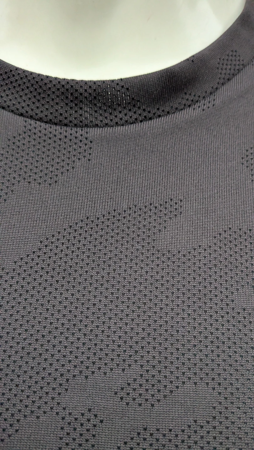 Under Armour Men's Charcoal T-Shirt sz MEDIUM - photo 5
