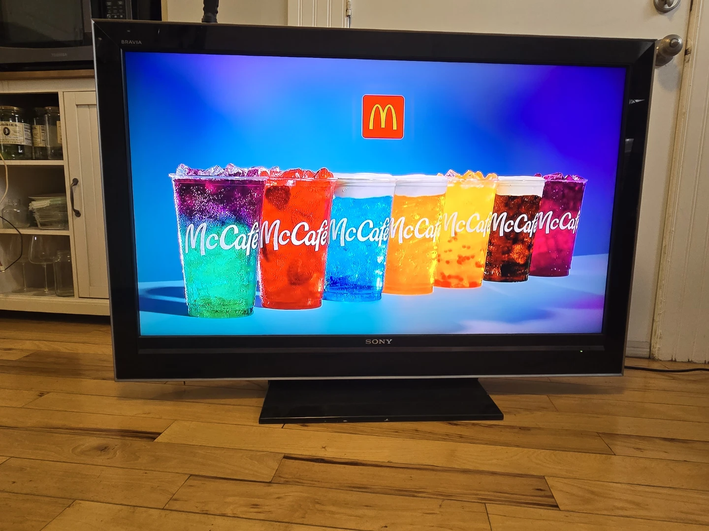 Sony BRAVIA Flat Screen TV - photo 2