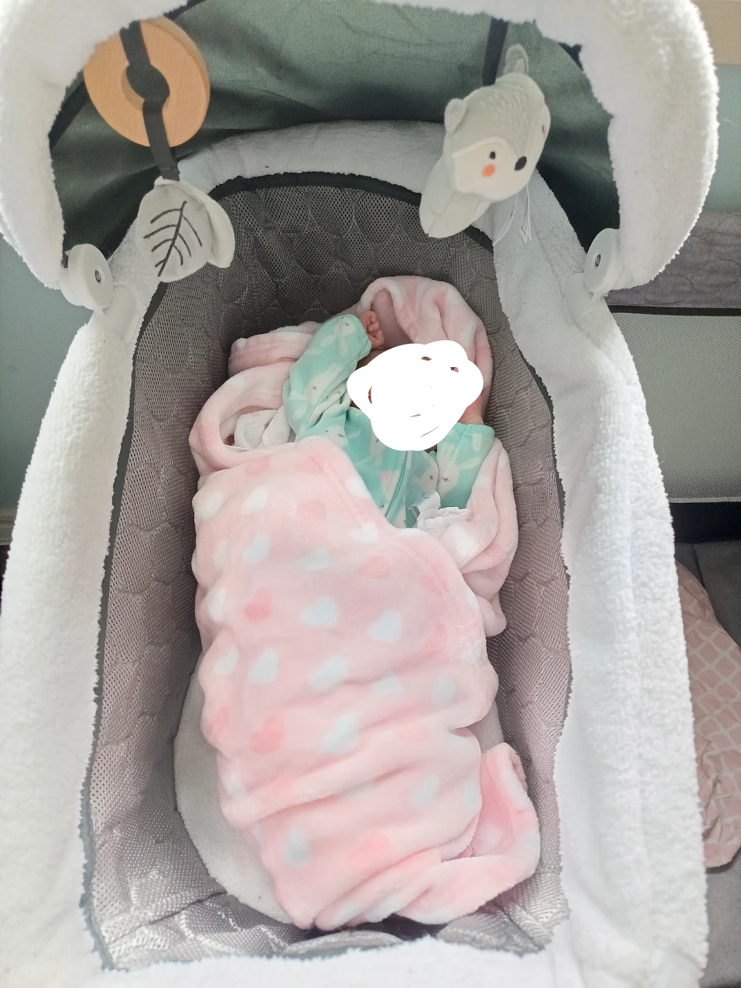 Ingenuity Playard with Bassinet and changing table - photo 2
