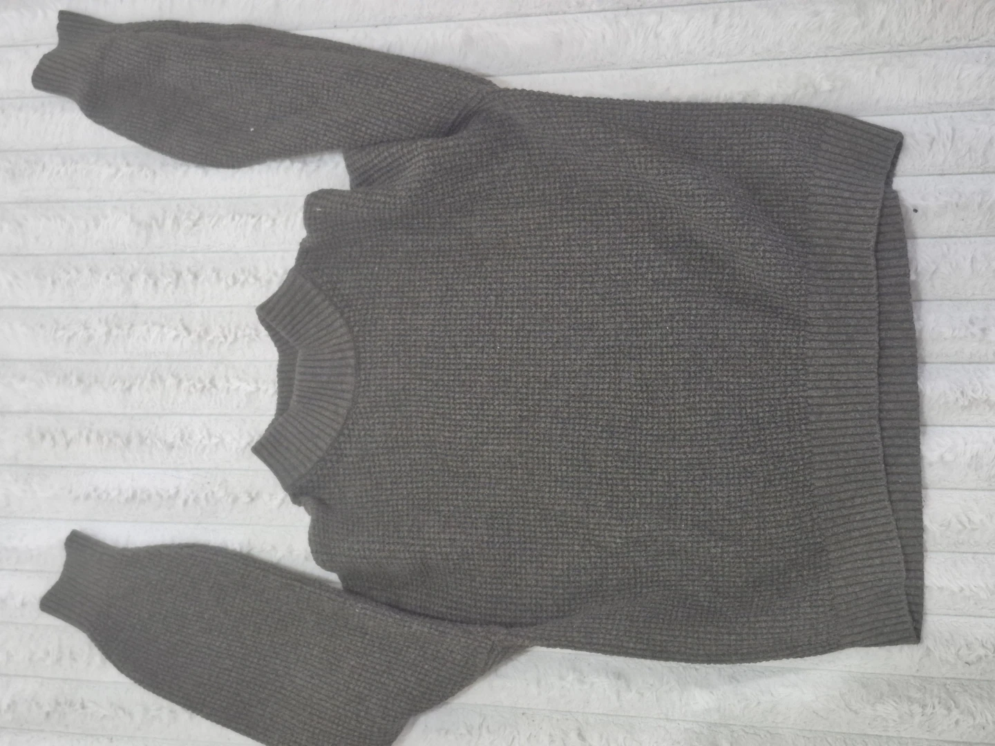 Sweaters - photo 3