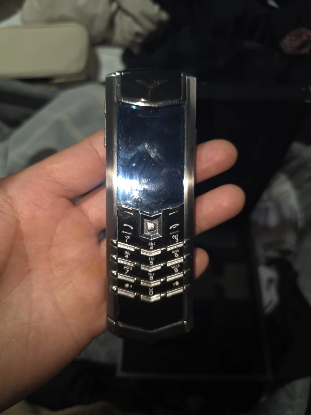 Vertu Signature S Design Cell Phone