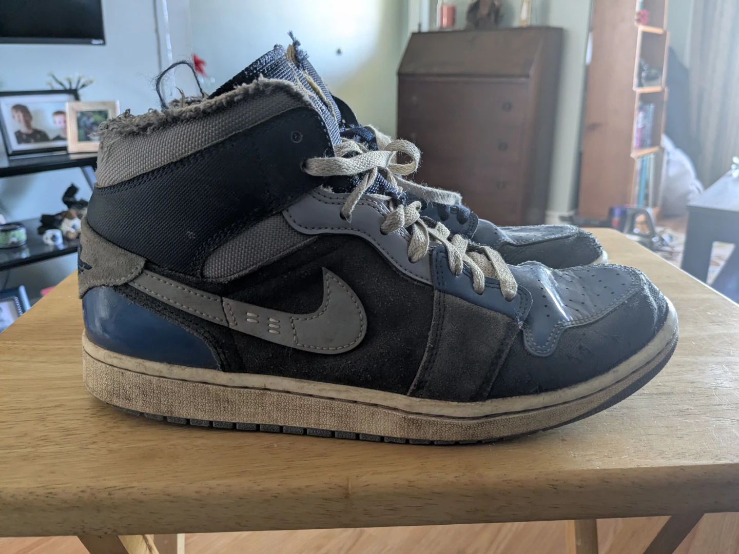 Jordan 1 Mid SE Men's Shoes