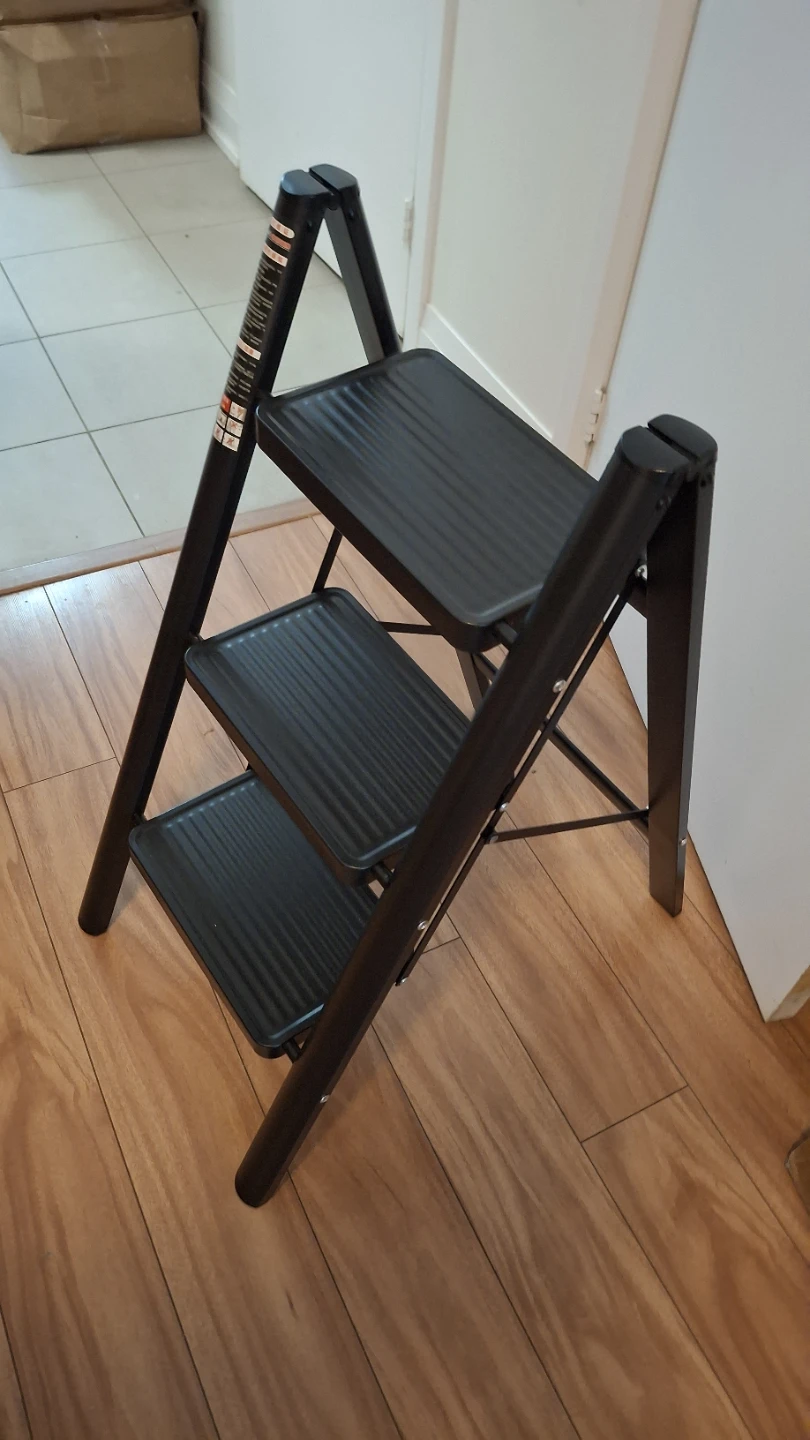 Black 3-Step Folding Ladder - photo 3