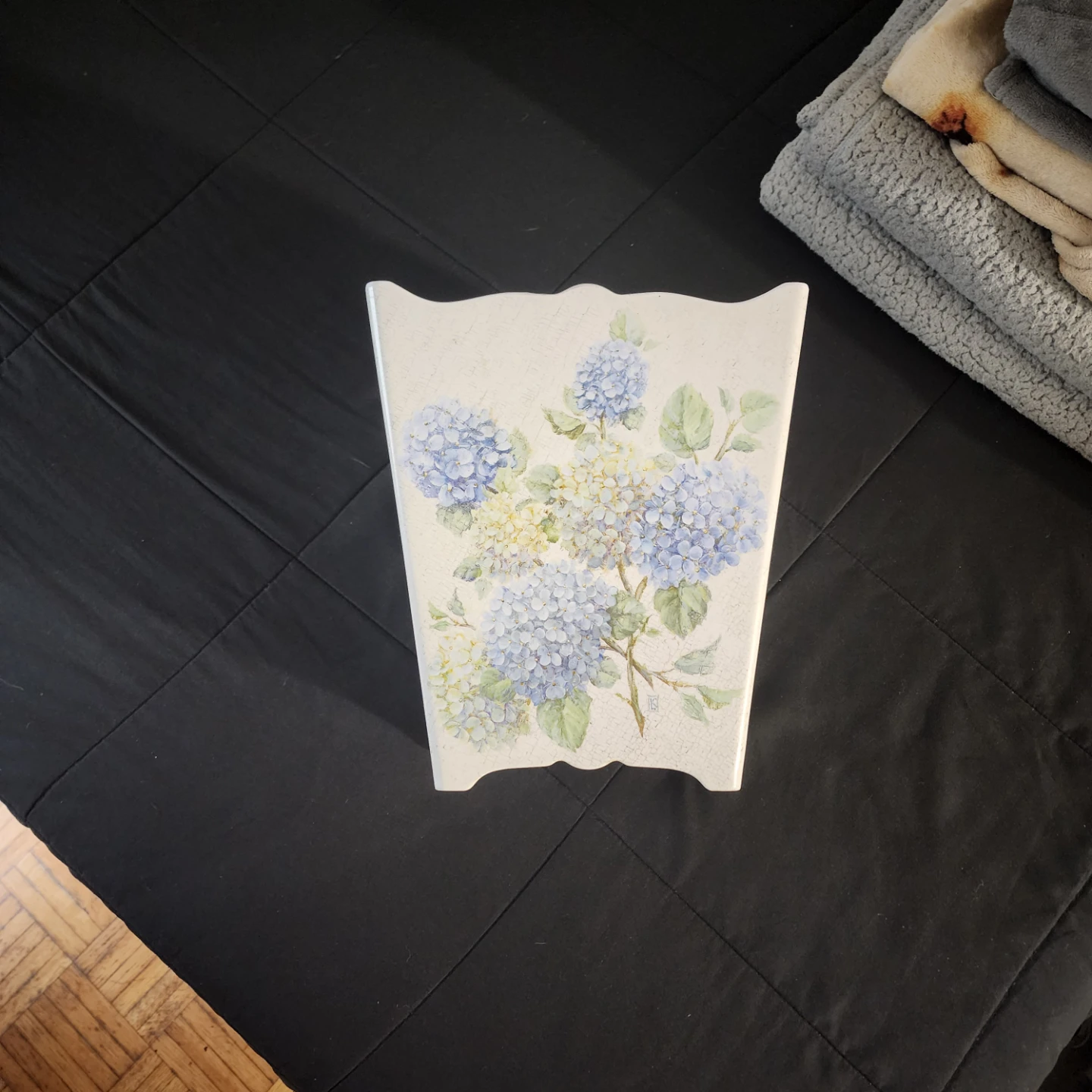 Decorative Trash Can with Floral Print