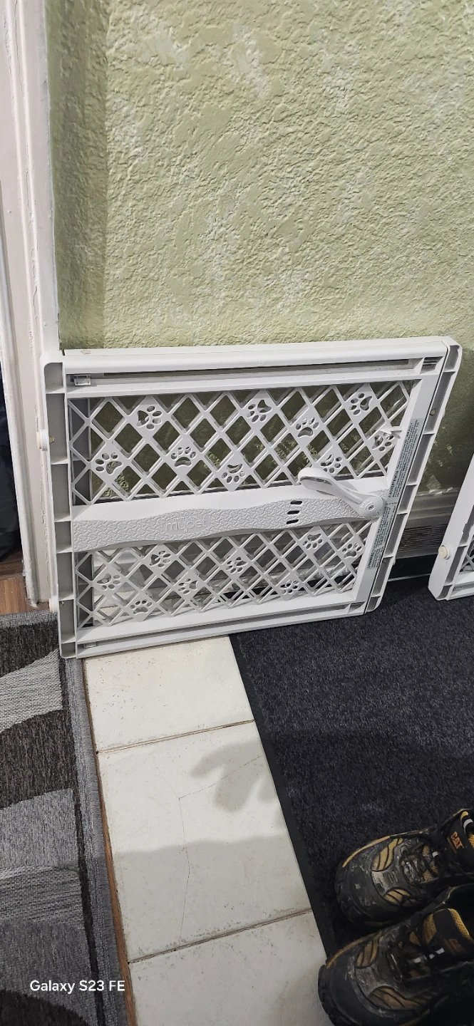 White Plastic Pet Gate
