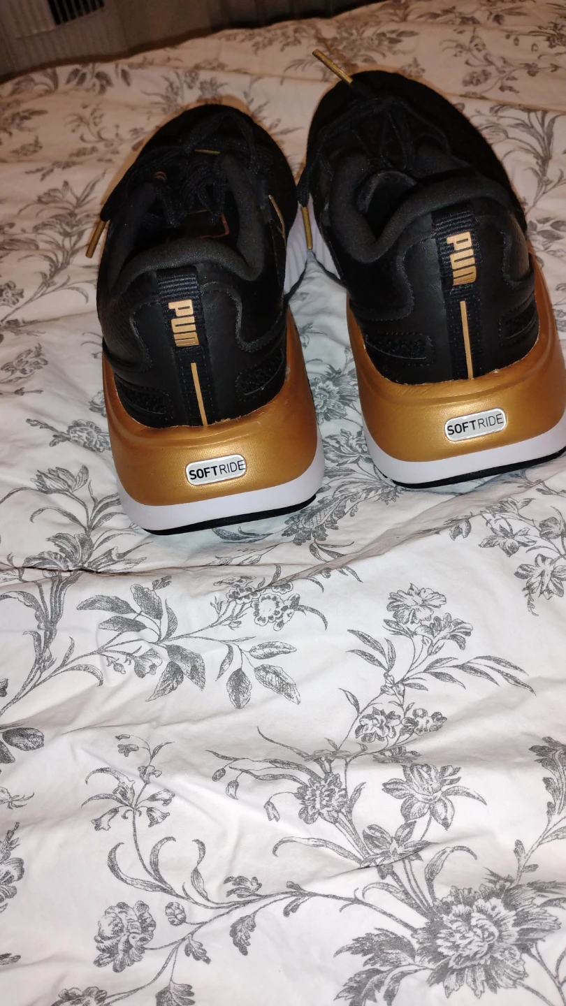 Puma Softride running shoes in black and gold - photo 3