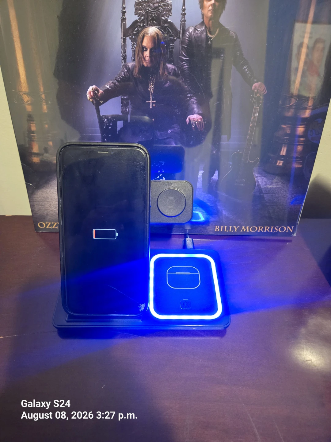 3-in-1 Wireless Charging Station - photo 2
