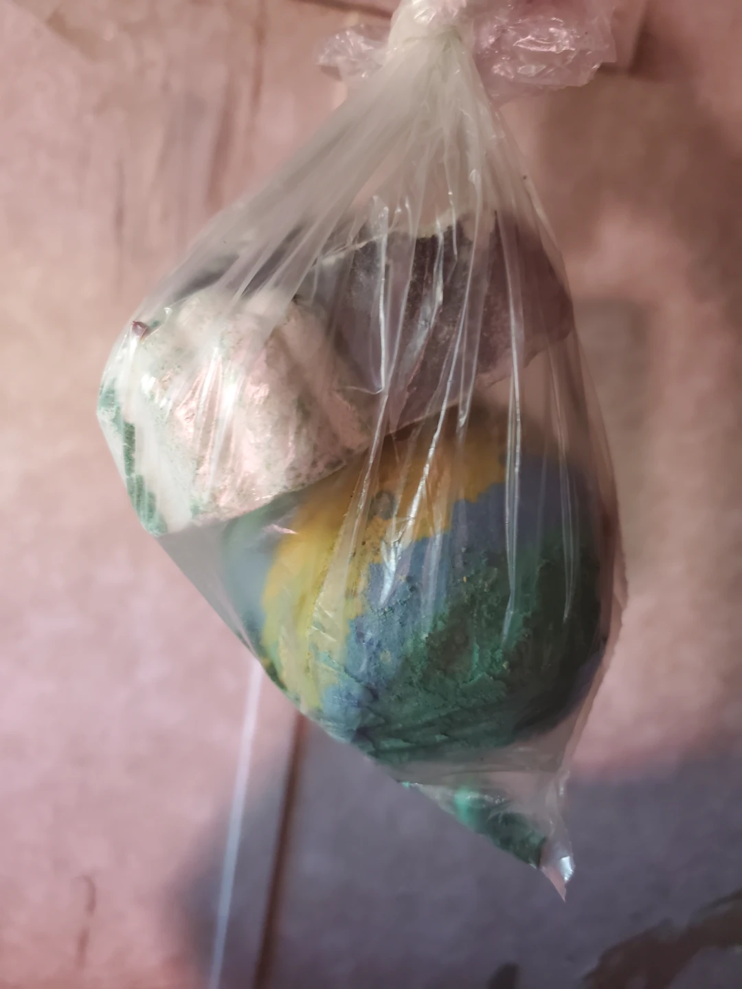 Homemade bath bombs 5 dollars for 2