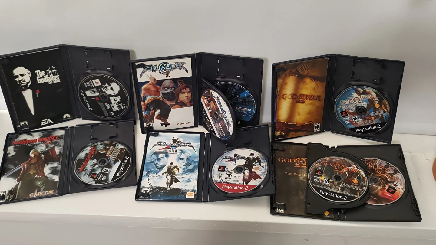 PlayStation 2 game bundle - photo 2