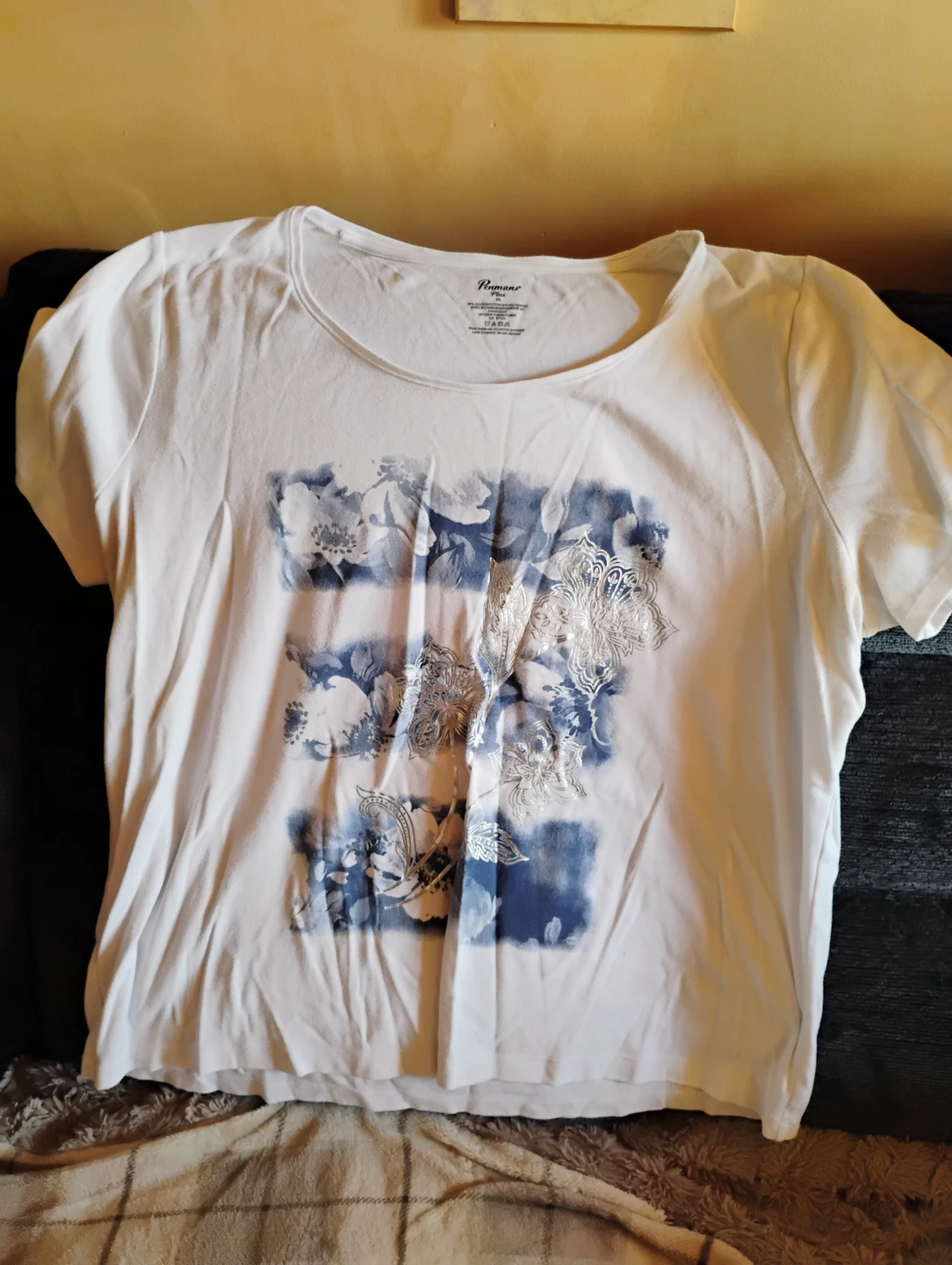 Women's 2x t-shirt