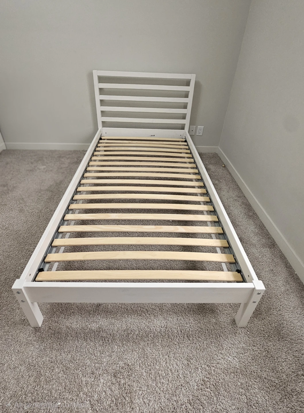 Ikea twin bed frame - photo 2