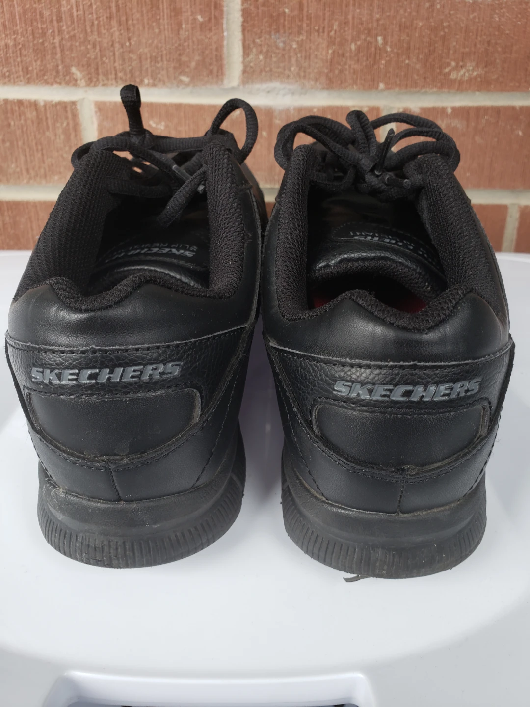 Skechers Work Slip Resistant Shoes.wrong size for me. - photo 2