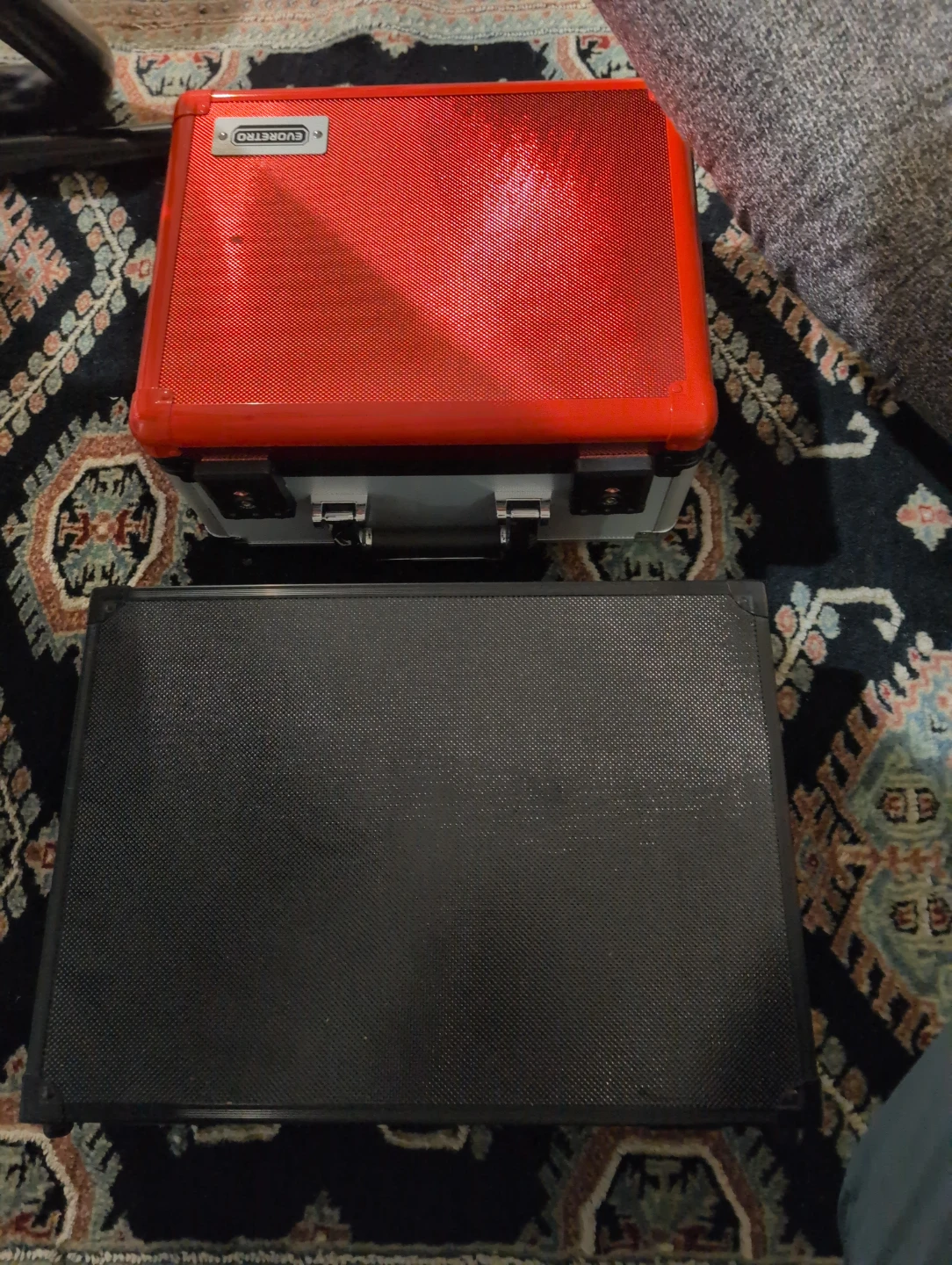 EVORETRO Red Hard Case