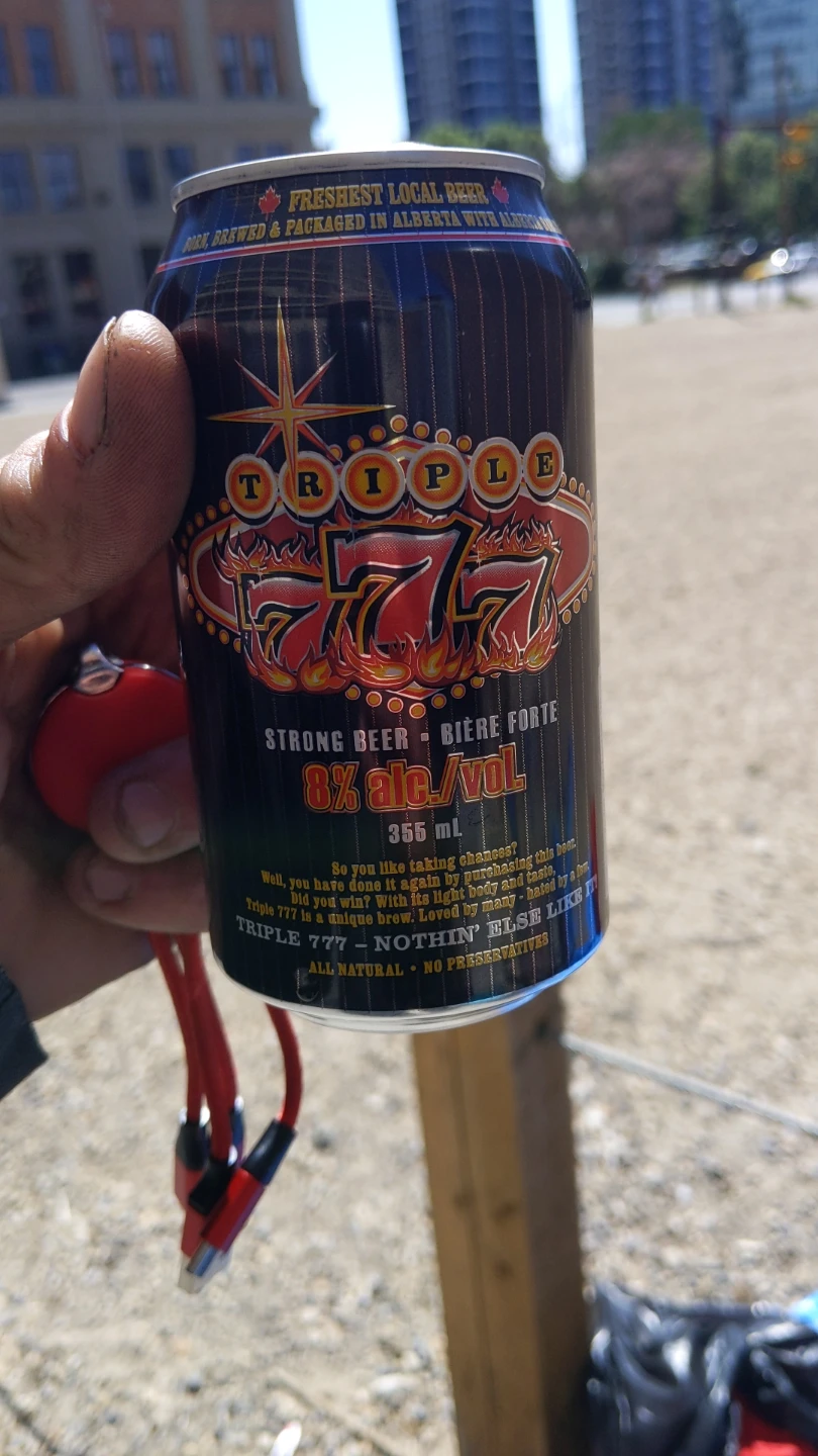 Triple 777 Strong Beer