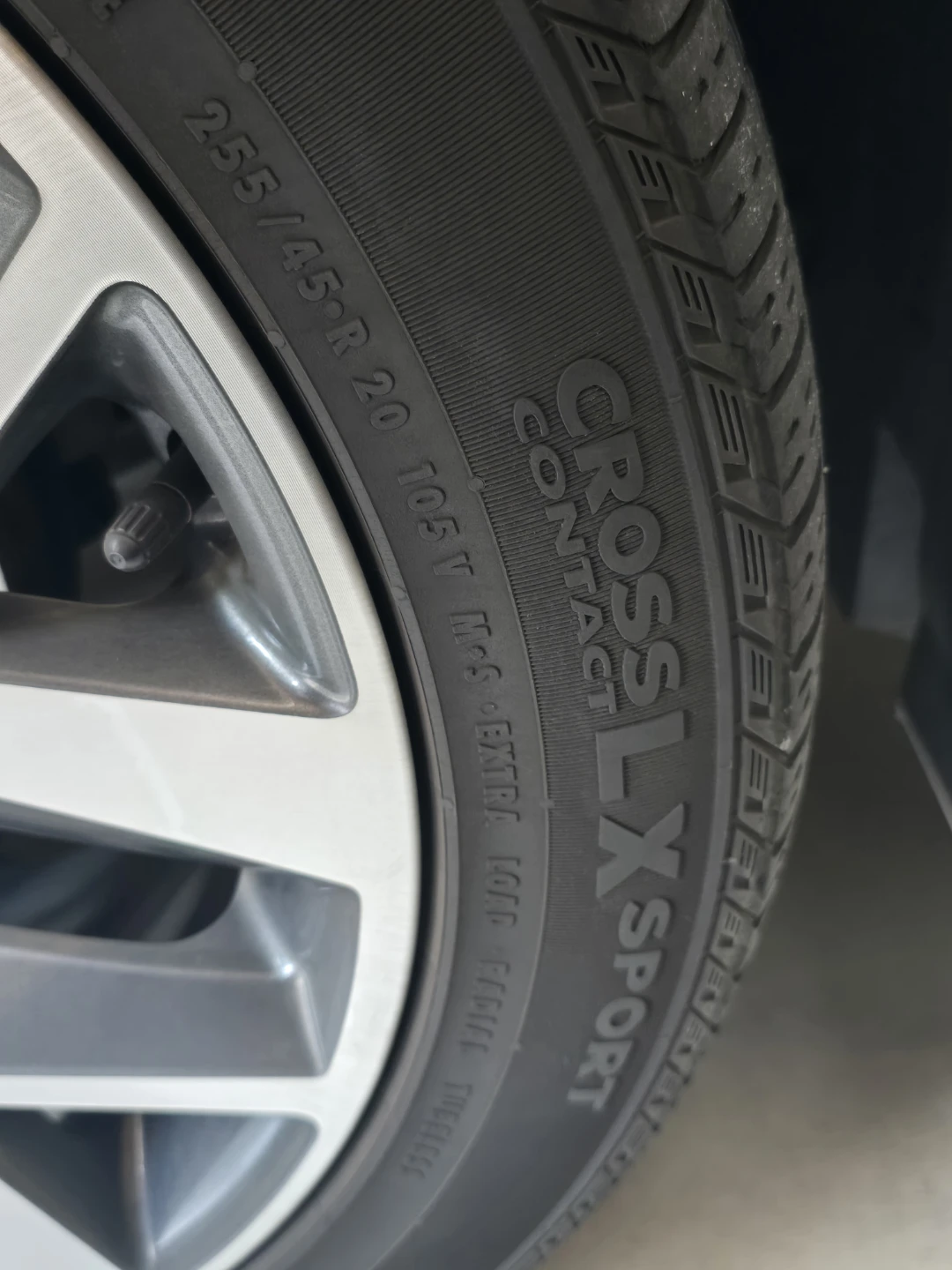 Continental 255/45R20 Tires - photo 3
