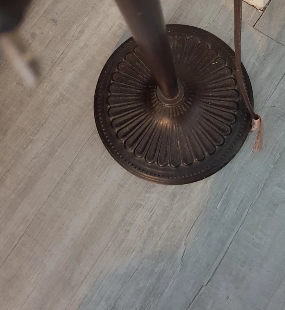 Floor Lamp with Frosted Shade - photo 3
