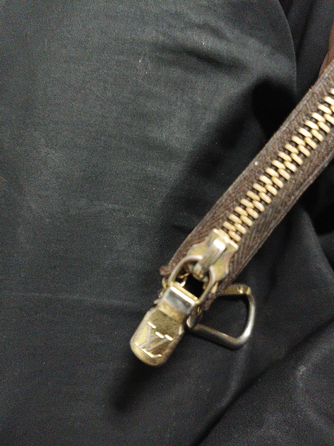 Louis Vuitton Damier Ebene Key Pouch - photo 3