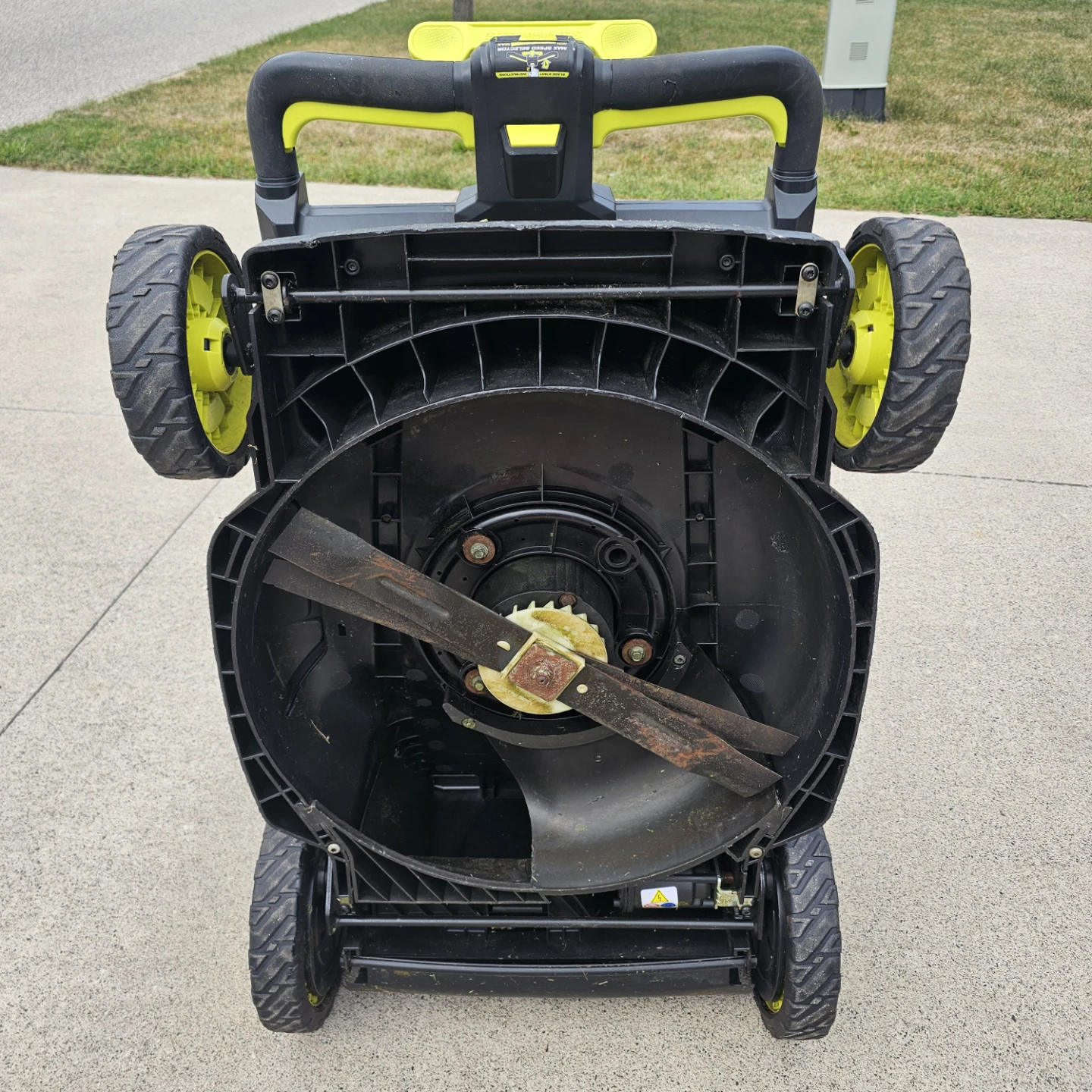 Ryobi 40V HP Brushless Crosscut Multi-Blade 3 in 1 Lawn Mower - photo 4