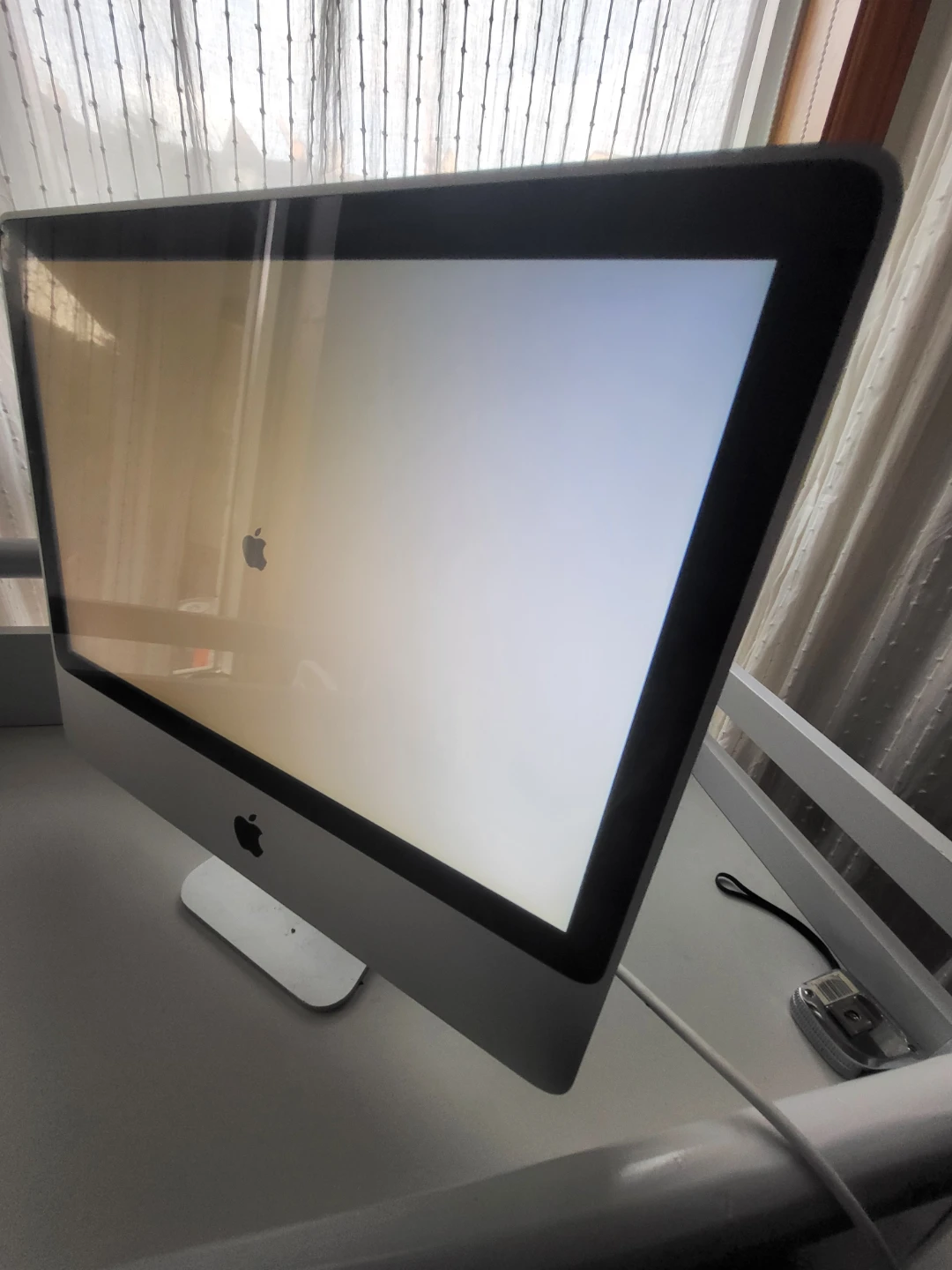 Apple iMac 20" Desktop Computer A1224 - Untested