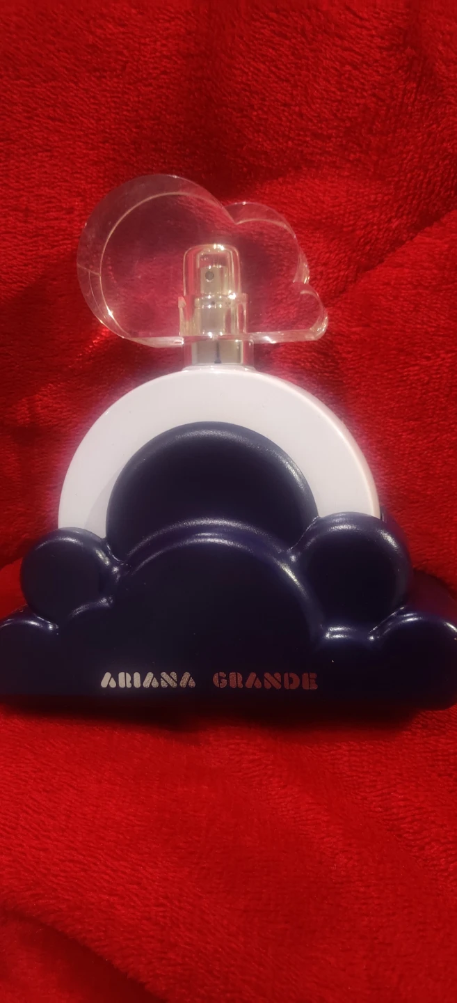 Ariana Grande Perfume cloud intense
