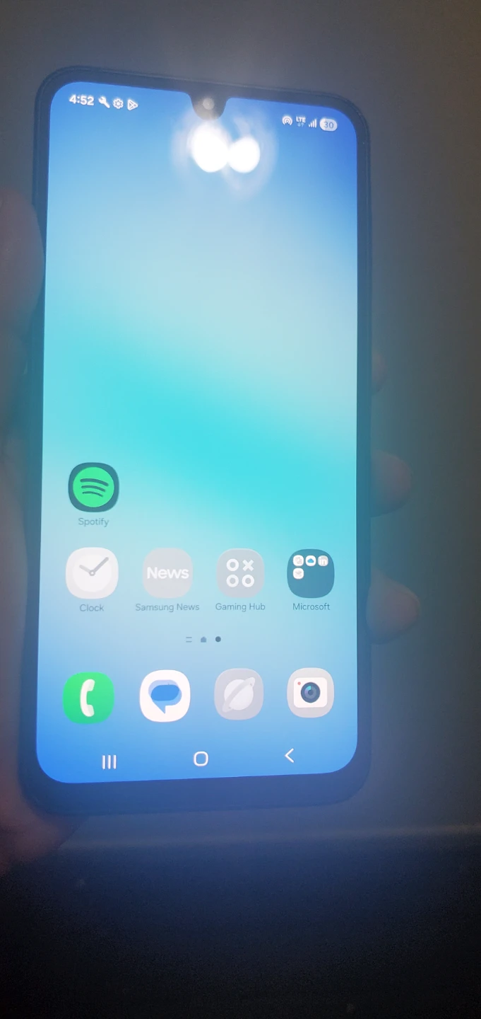 Samsung a17  smartphone cellphone - photo 3