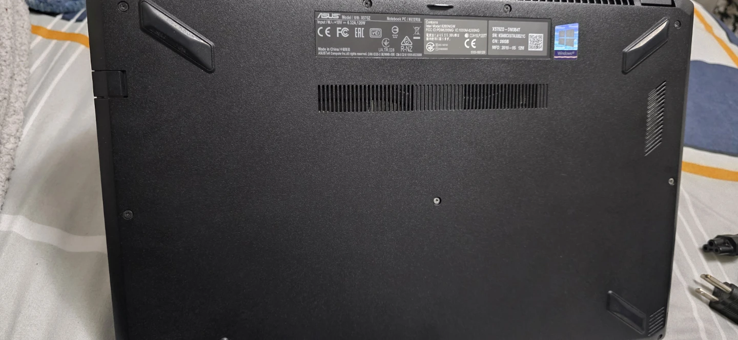 ASUS Laptop with AC Adapter - photo 5