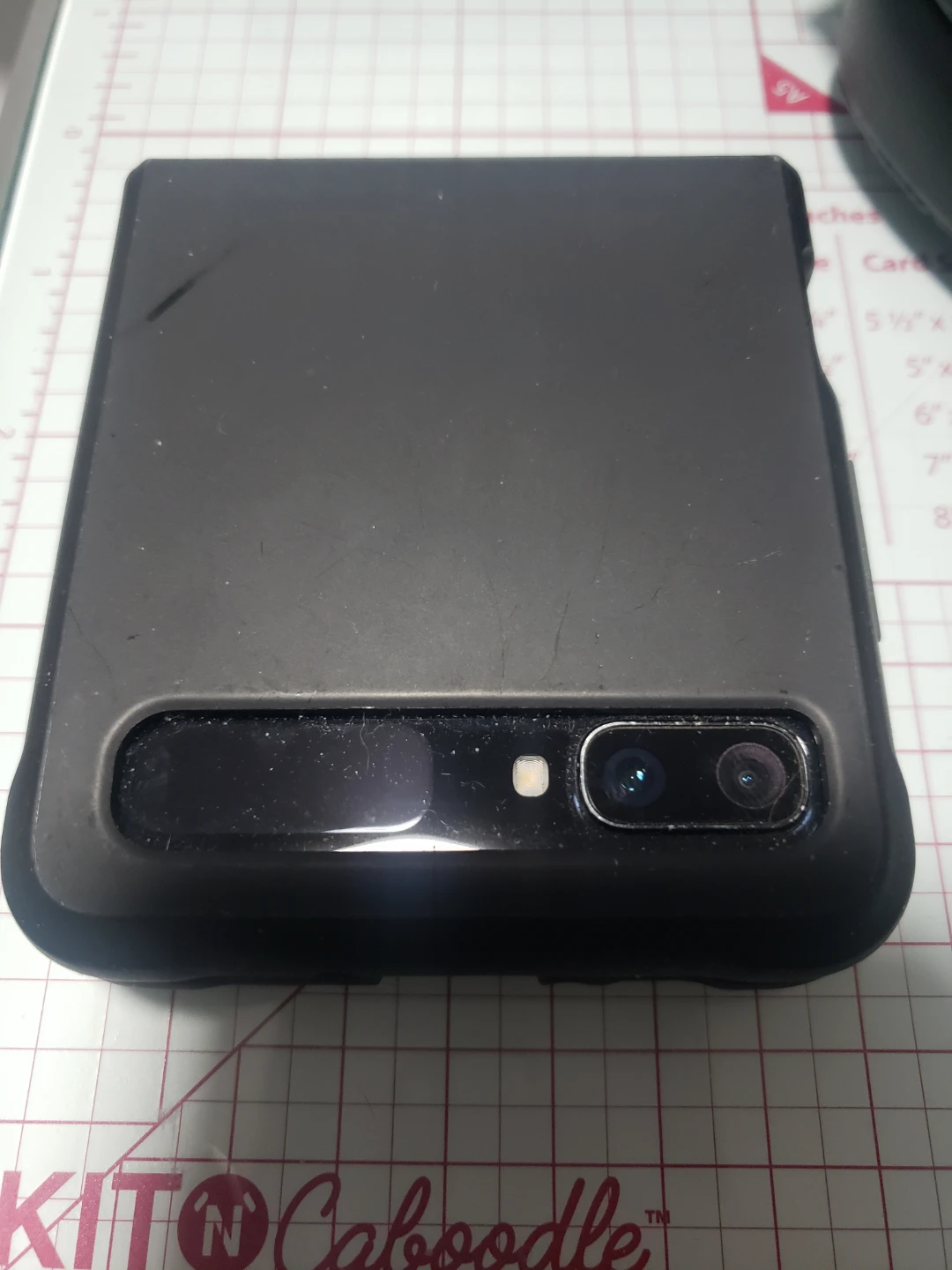 Gen 1 samsung z flip 4g with case.