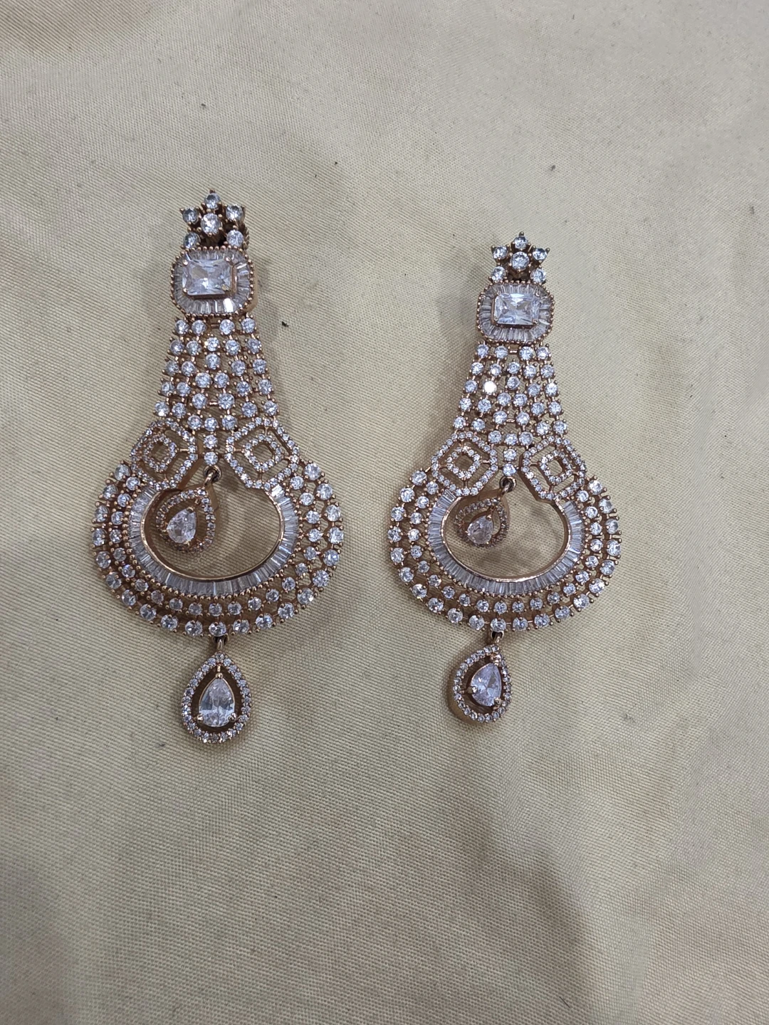 Rhinestone Drop Earrings - no box