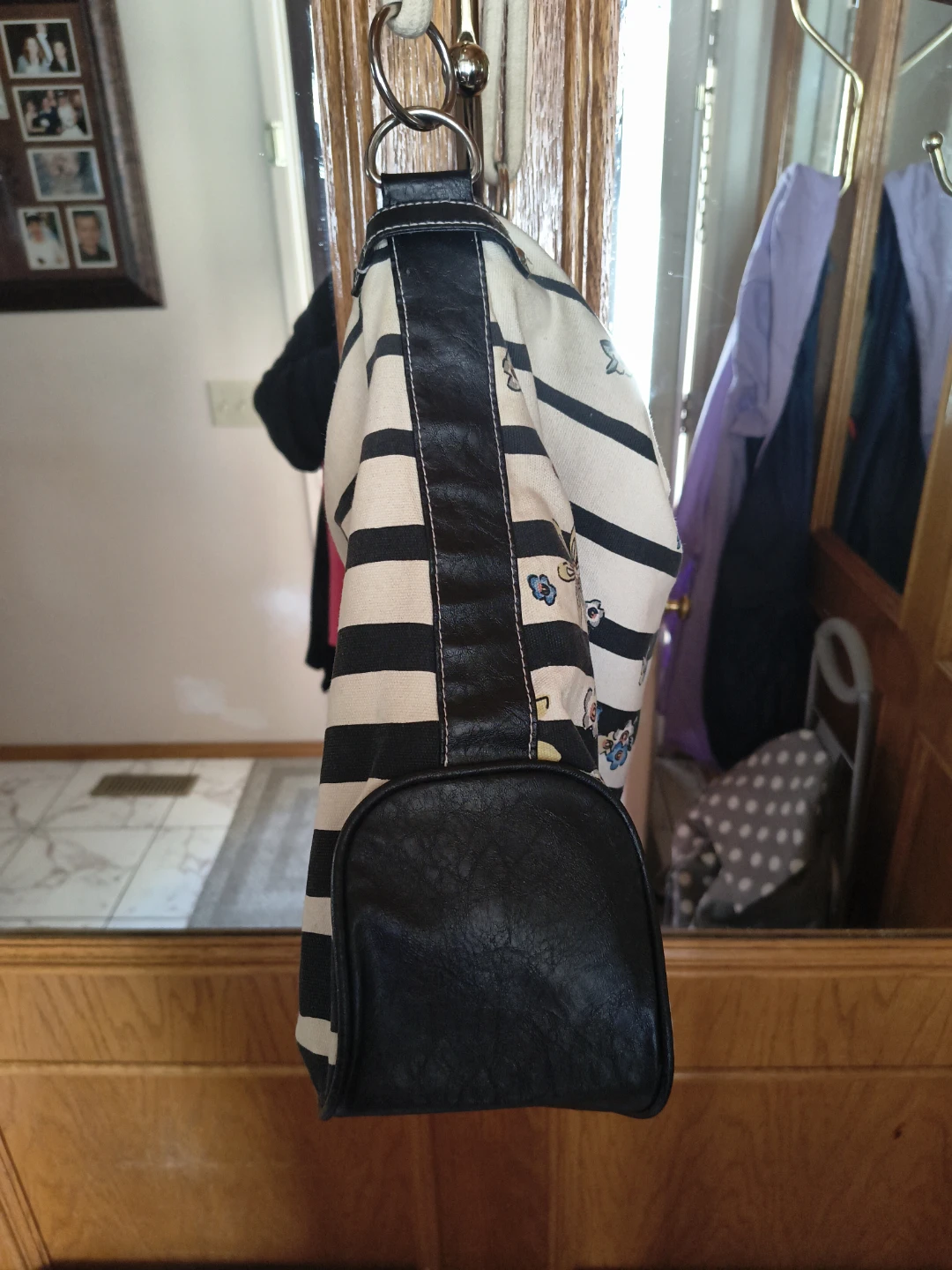 Striped floral hobo handbag - photo 3