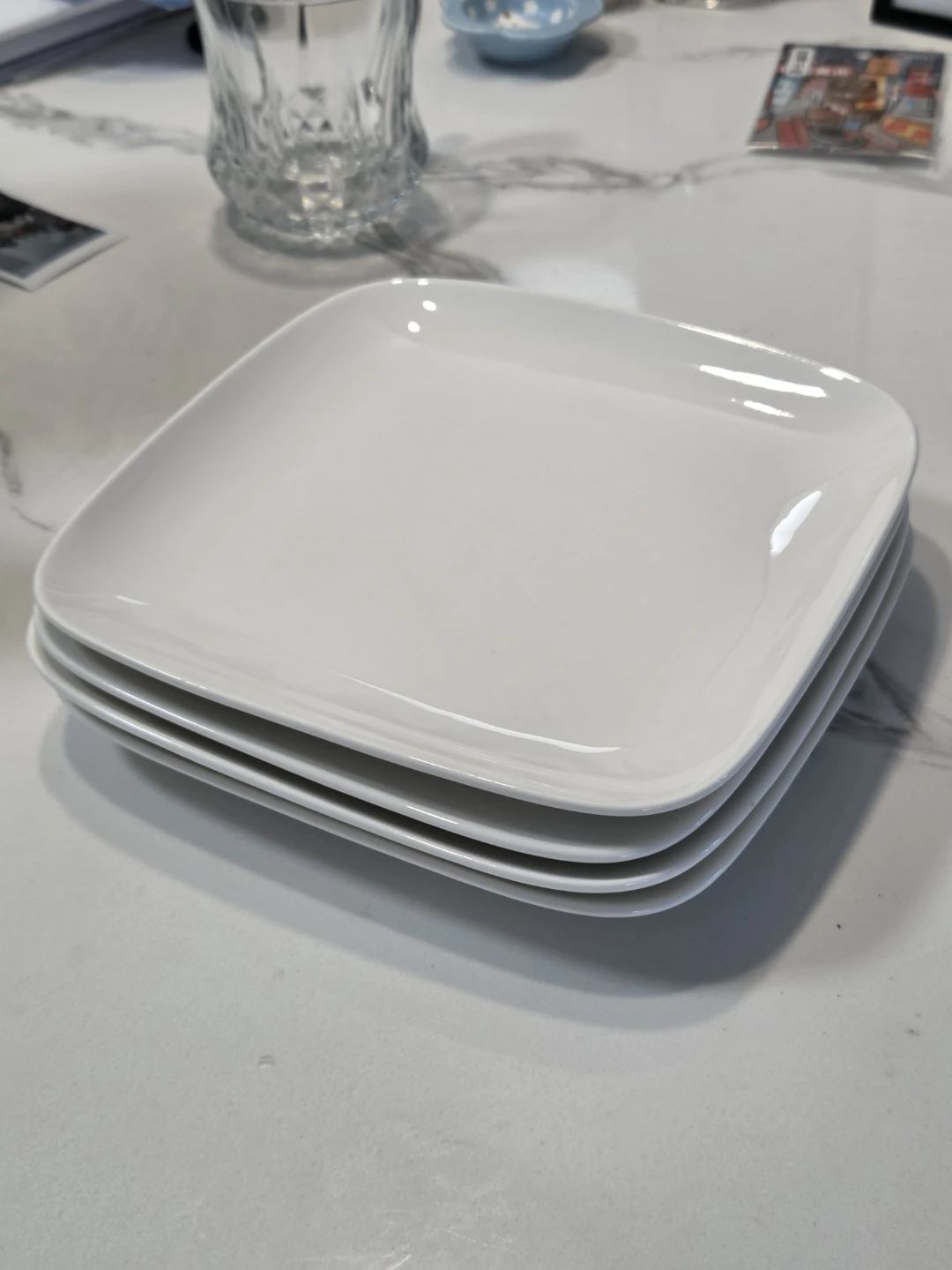 Set of 4 White Square Dinner Plates
