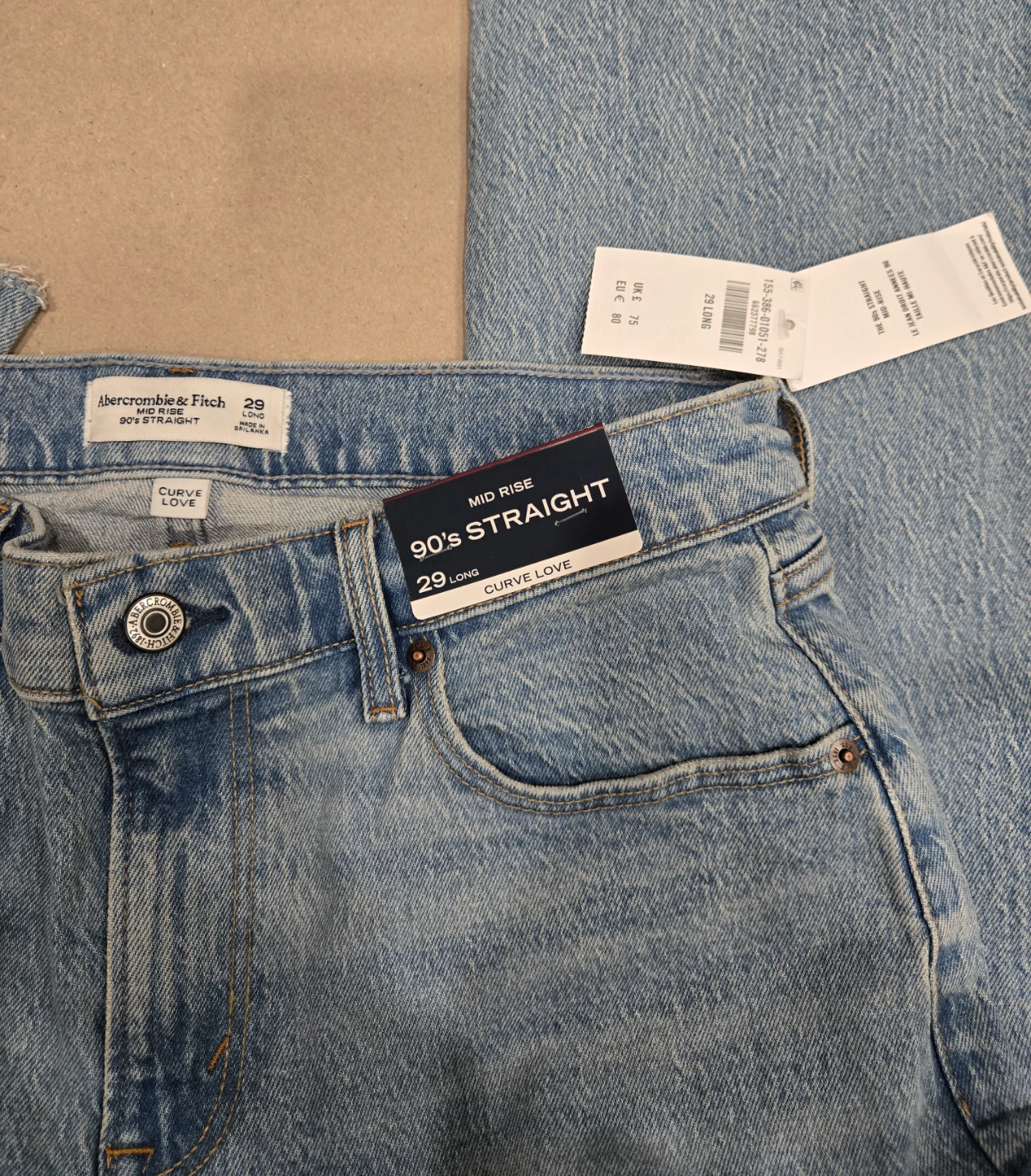 Abercrombie & Fitch Mid Rise 90's Straight Jeans