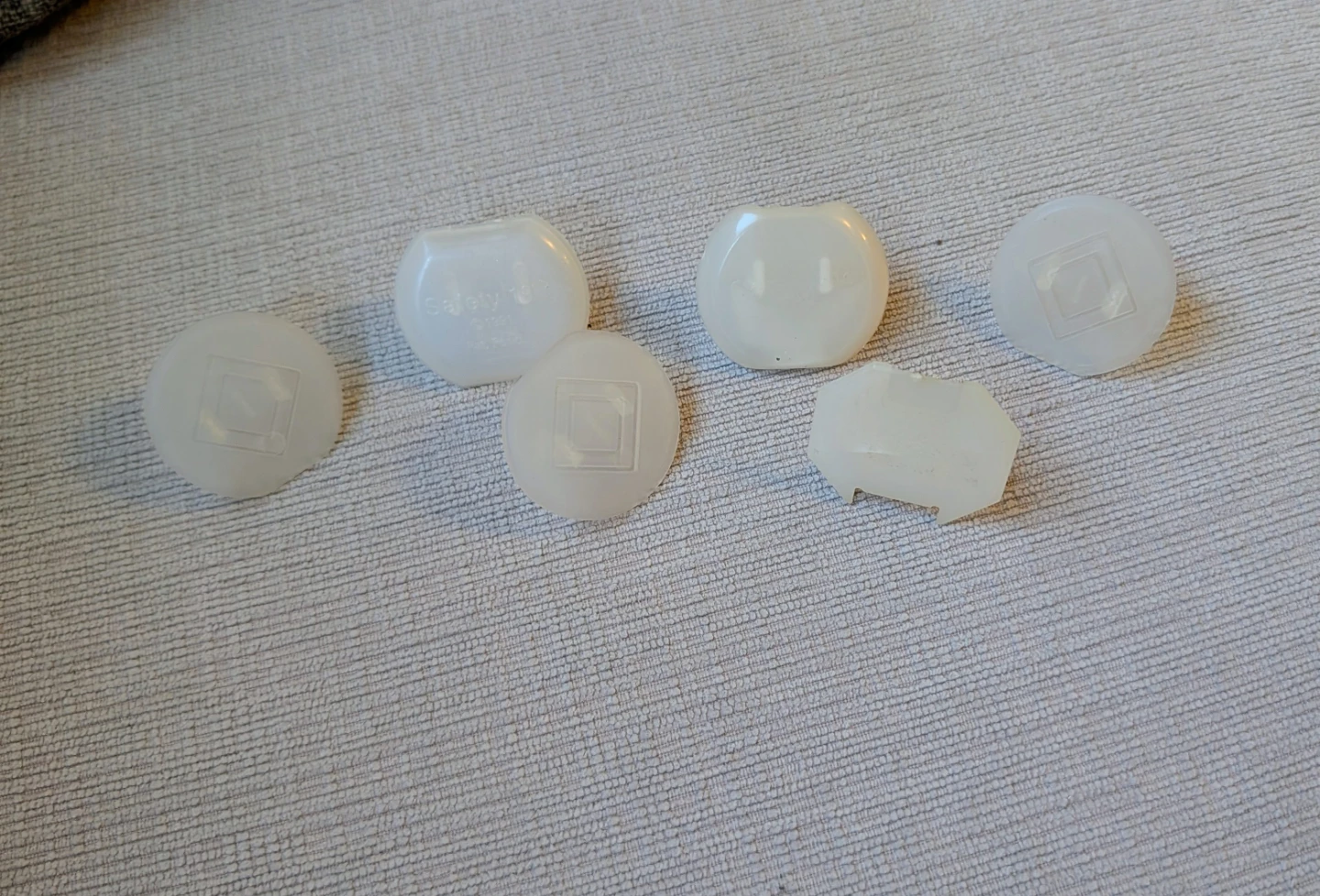 Safety 1st Outlet Covers